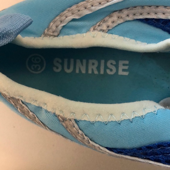 Sea shoes size 36 - Picture 2 of 7